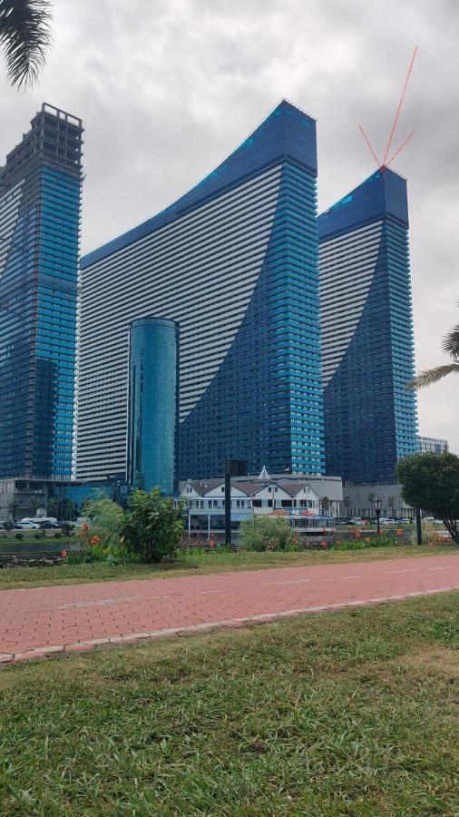 Orbi City Batumy View Exterior foto